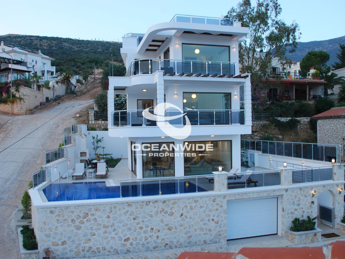 amazing 3 bedroom villa
