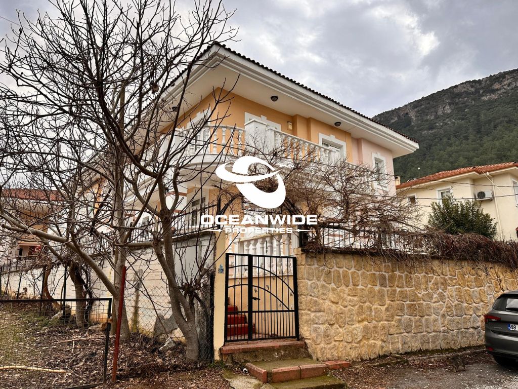 duplex apartment mountain views